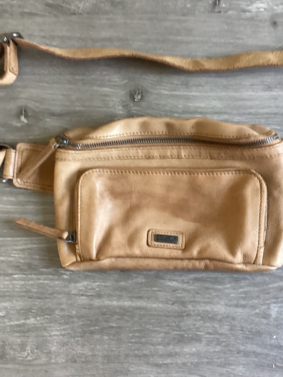 Spikes & Sparrow Handbags - SPIKES & SPARROW Leather Camel Belt Waist Bag Fanny Pack Sling Travel Unisex